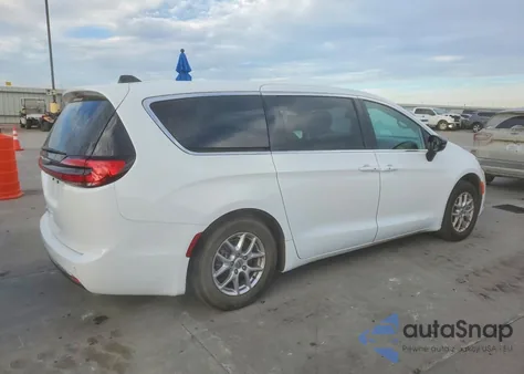 2024 Chrysler Pacifica Touring L z USA, uszkodzony, nr VIN 2C4RC1BG0RR125050